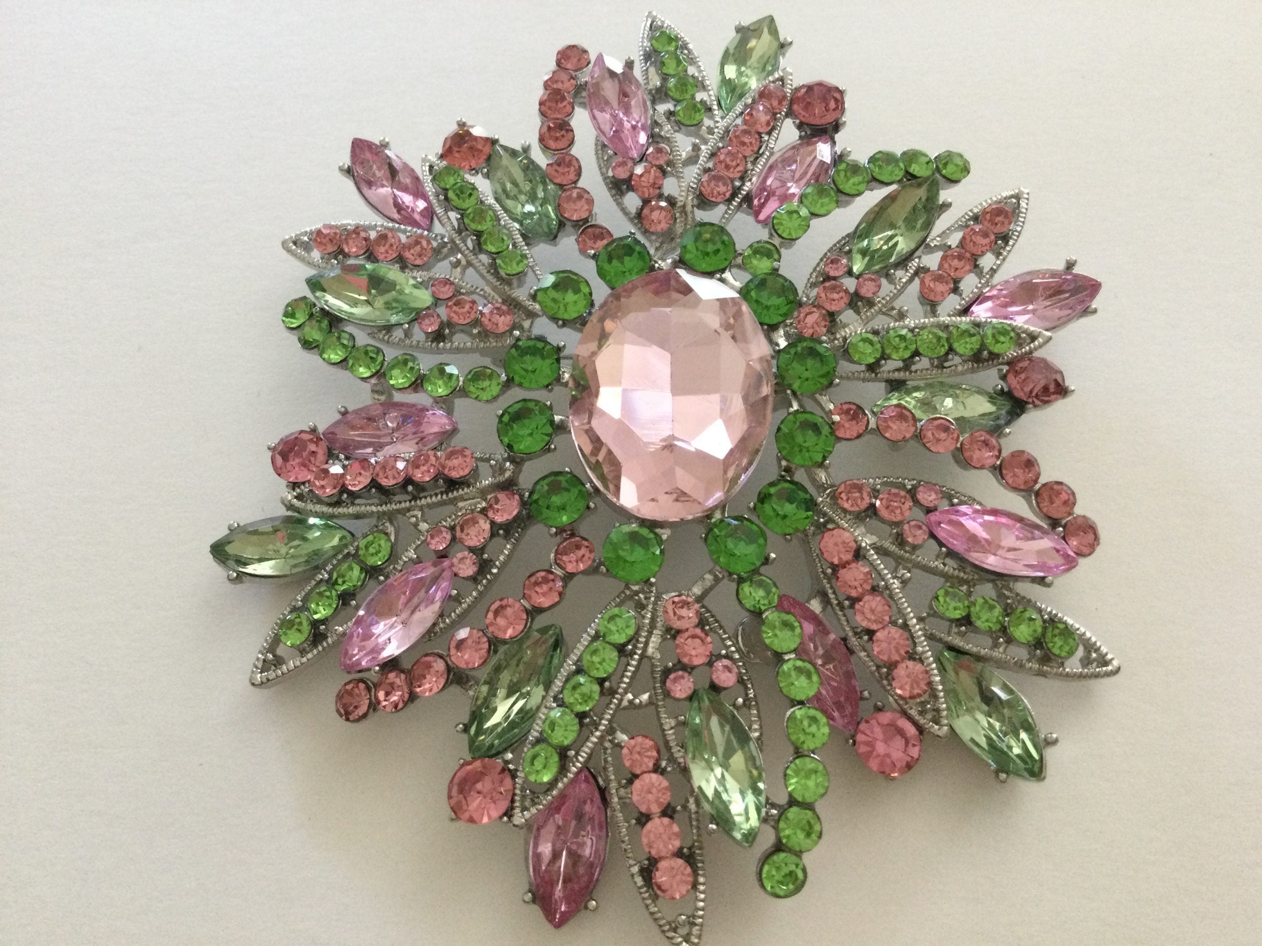 Large P&G w/center Pink Crystal