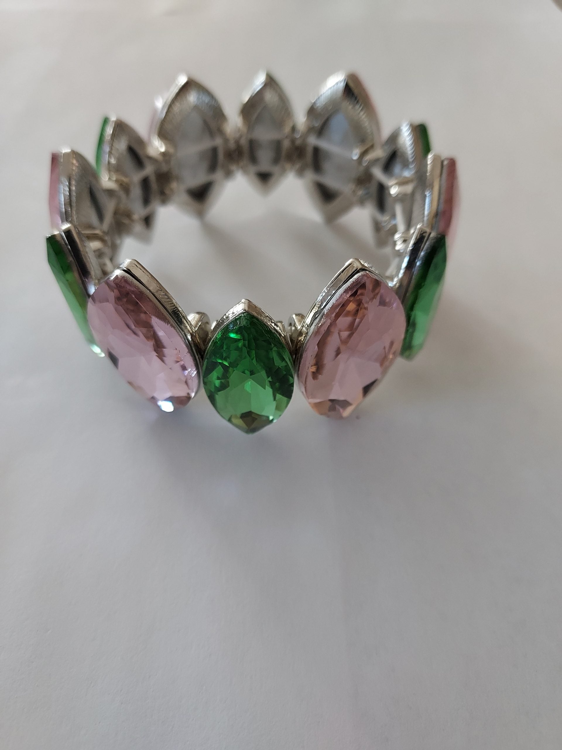 P&G Oval Bracelet