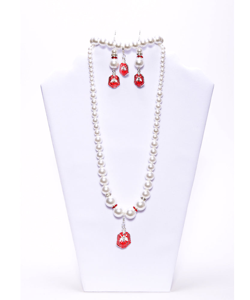 Pearl Set w/Crest charm
