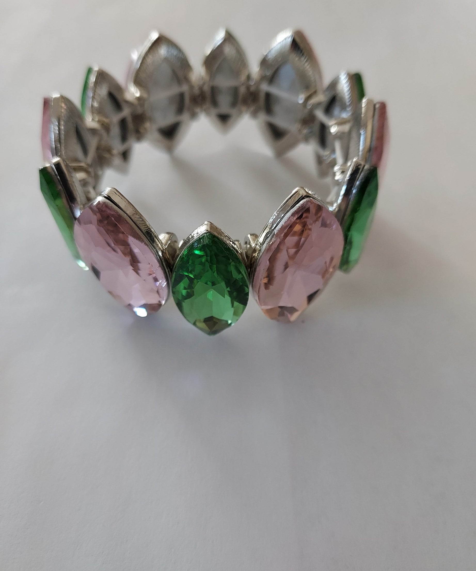 P&G Oval Bracelet